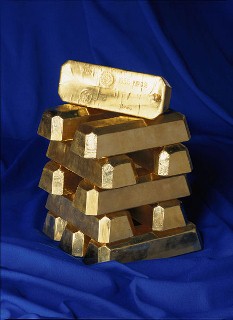 2558158691 6e2e39ae67 o 233x3201 Currency and the Gold Standard